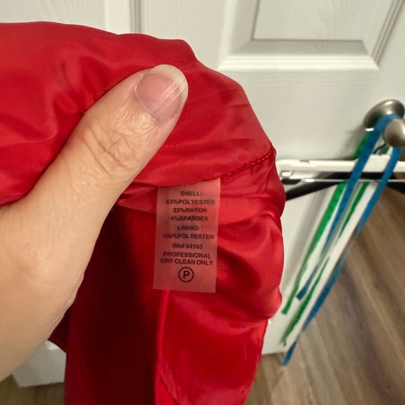 Calvin Klein Red Sheath Dress Women’s Size 10 Asymmetrical Sleeveless Career - Picture 4 of 4